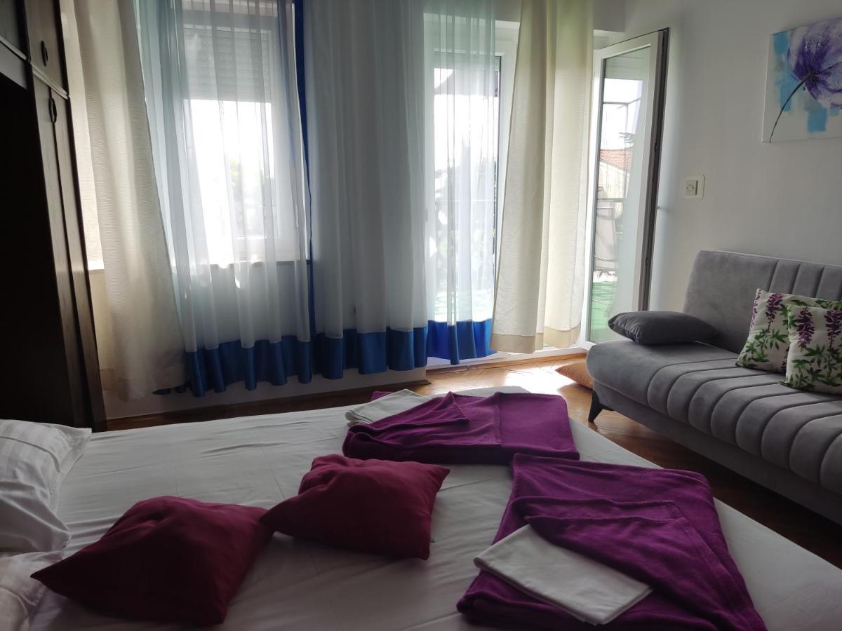 Apartment Teresa With Big Terrace Dramalj ツリクヴェニツァ エクステリア 写真